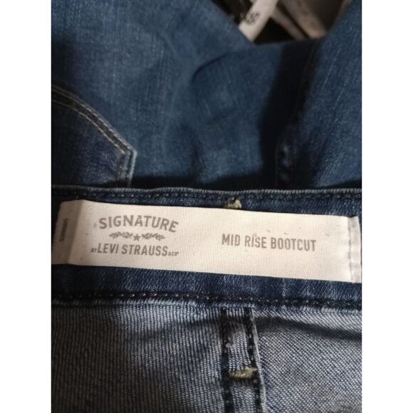 Levi's Jeans Ladies 16 33 Mid Rise Bootcut - Picture 5 of 8